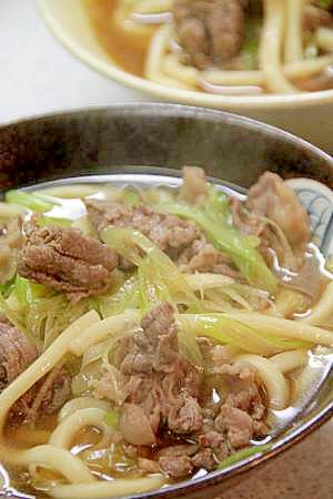 ネギたっぷりすき焼き風『肉うどん』