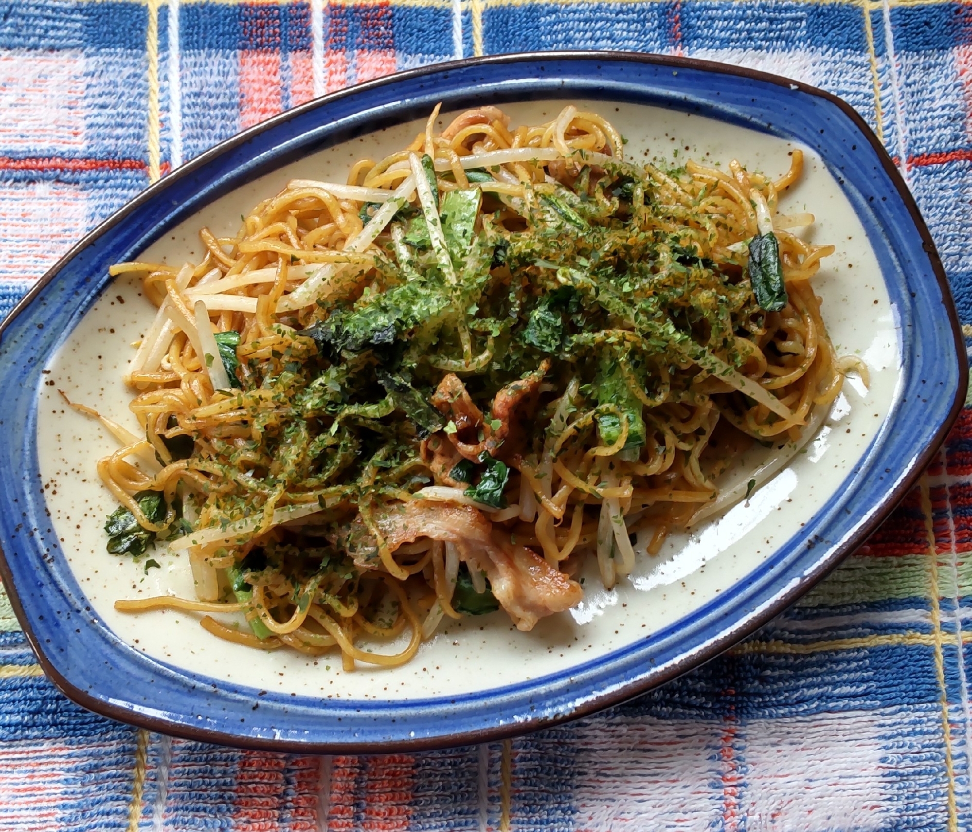 市販の３食入焼きそばのソース焼きそば♪