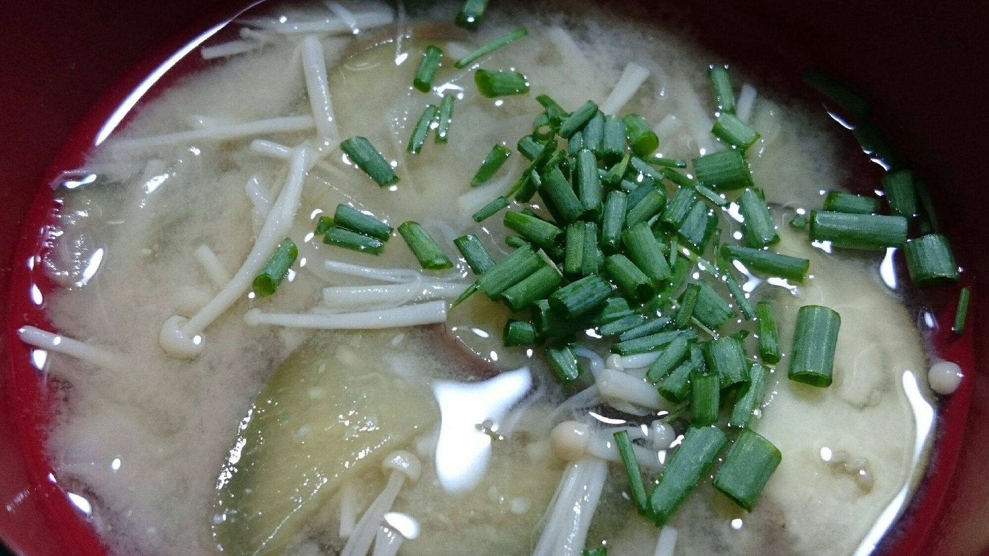 ストウブDe〜なすとえのきの味噌汁