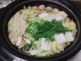 白菜と水菜と鶏もも肉の生姜鍋