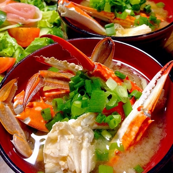 ワタリガニのお味噌汁です 蟹風味たっぷり のお汁 レシピ 作り方 By ゆんゆんゅん 楽天レシピ