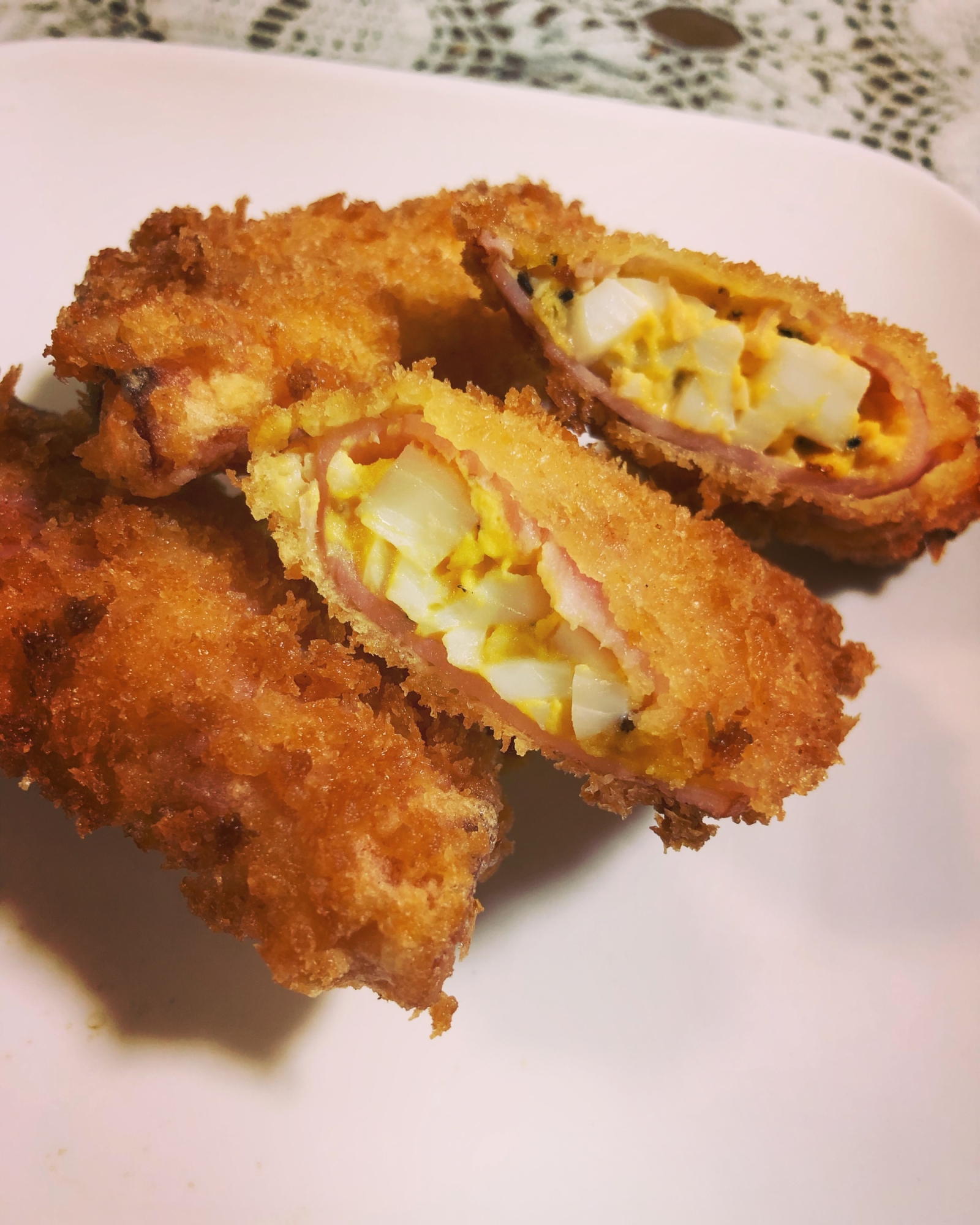 簡単 美味しい お弁当にも 卵サラダ入りハムカツ レシピ 作り方 By Feb Baby 楽天レシピ