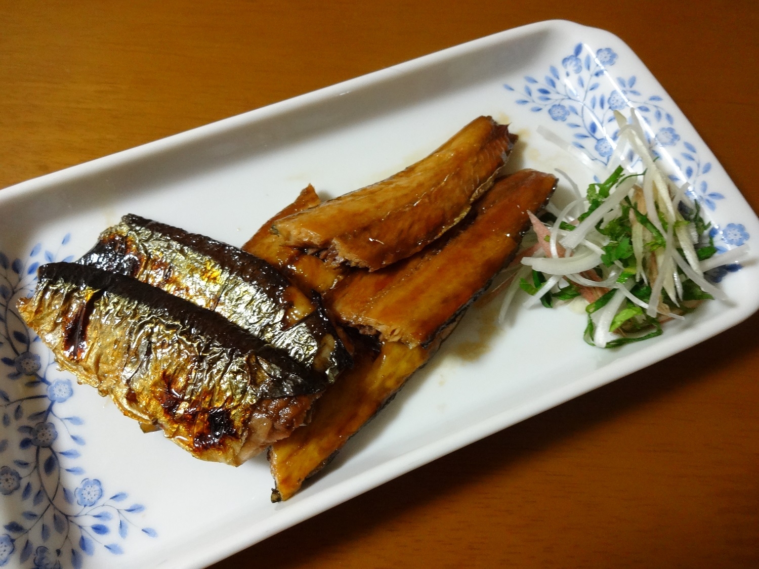 丼にもおつまみにもピッタリ！サンマの蒲焼き