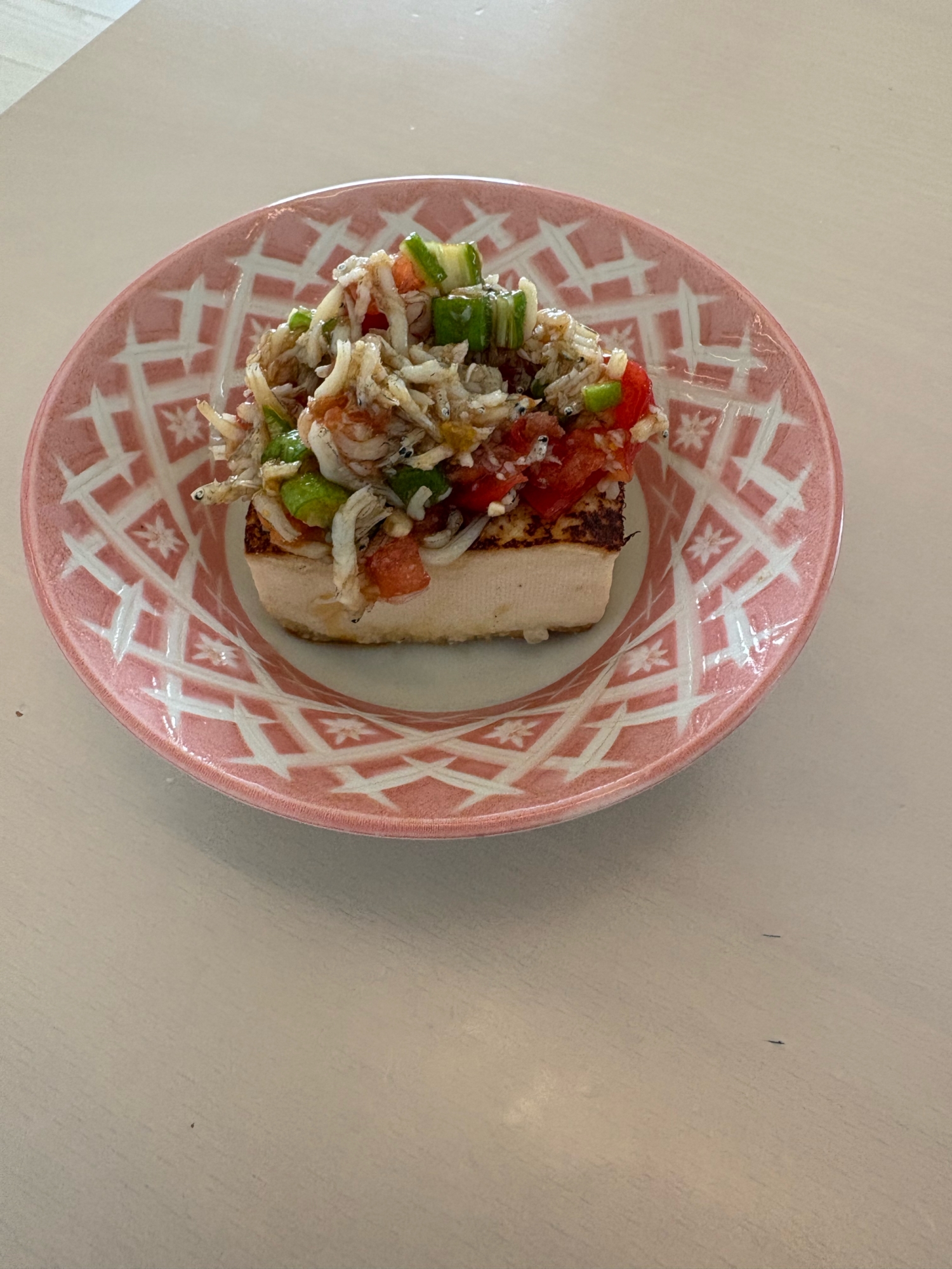 豆腐ステーキのしらすソースがけ