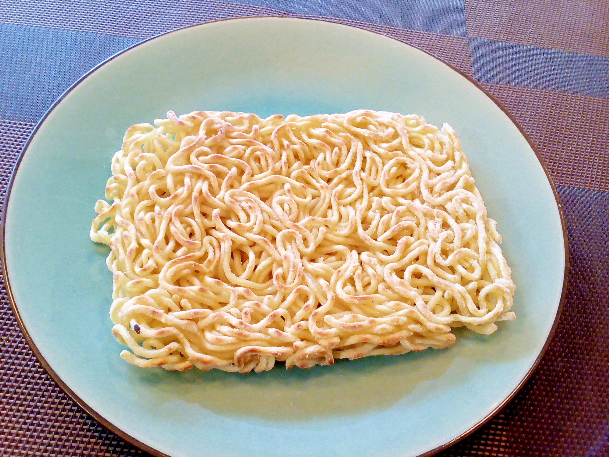 ♪片栗粉でパリッパリ♡焼きそば麺の上手な焼き方♪