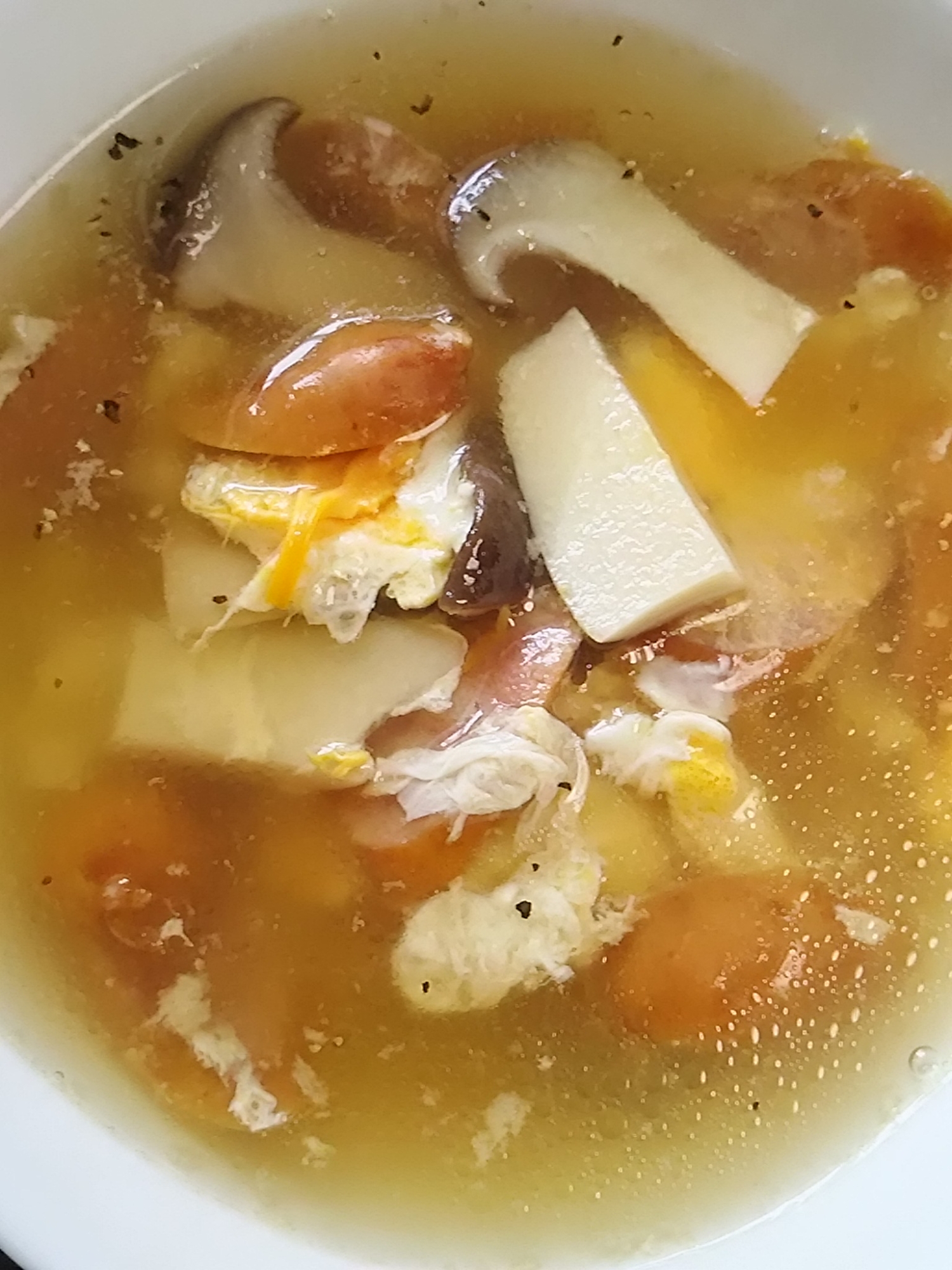 エリンギとウインナーの卵スープ(^^)