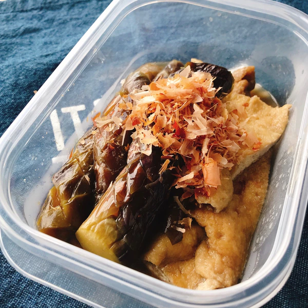 そうめんつゆで簡単 なすとお揚げさんの煮浸し レシピ 作り方 By にこばやし 楽天レシピ そうめんつゆで簡単 なすとお揚げさんの煮浸し レシピ 作り方 By にこばやし 楽天レシピ