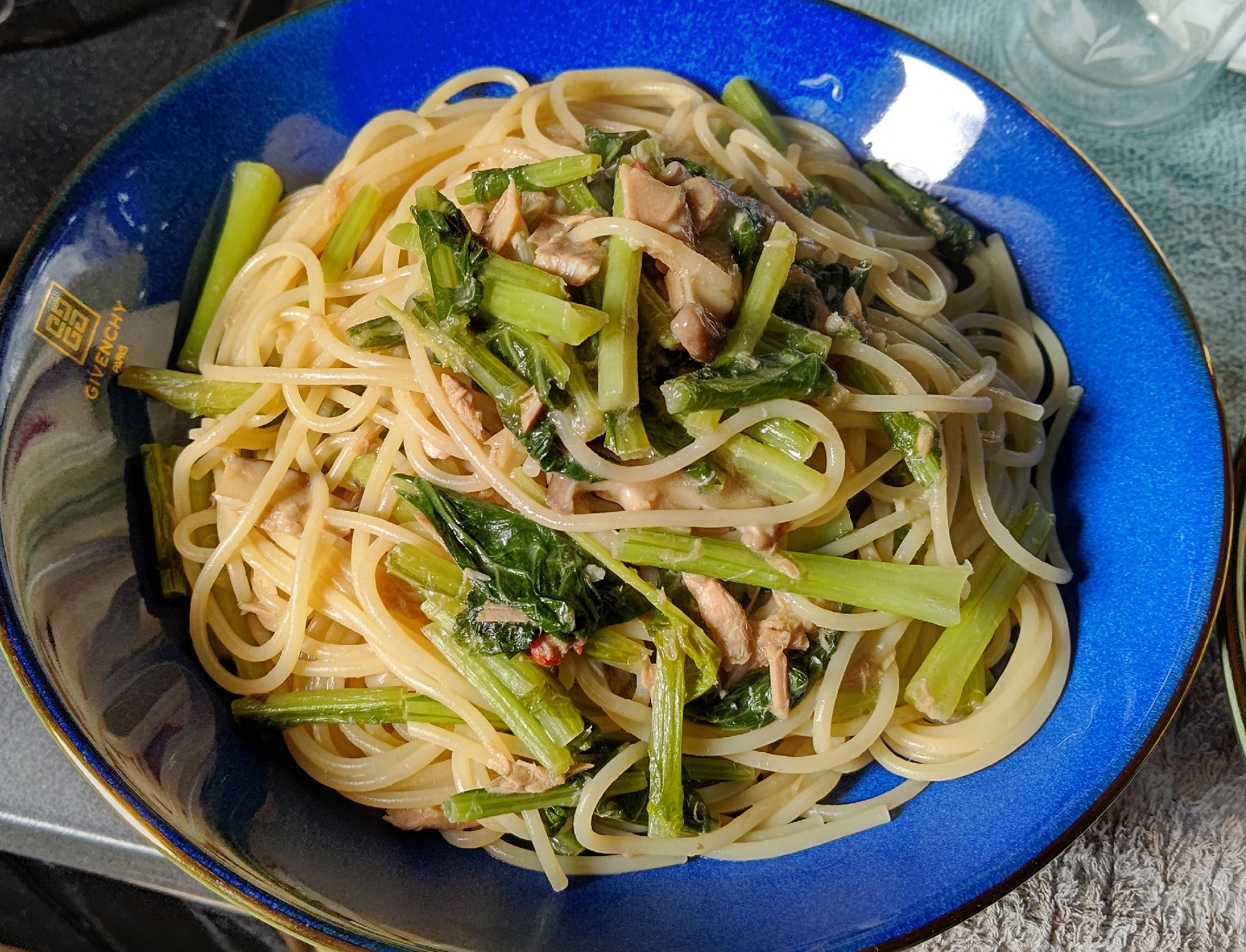 かぶの葉とツナのパスタ