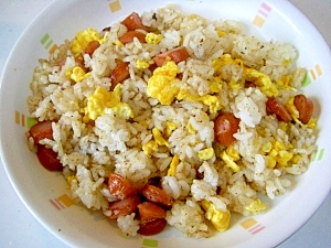 簡単5分で出来る ソーセージと魚粉のチャーハン レシピ 作り方 By ぷ みぃまま 楽天レシピ 簡単5分で出来る ソーセージと魚粉のチャーハン レシピ 作り方 By ぷ みぃまま 楽天レシピ