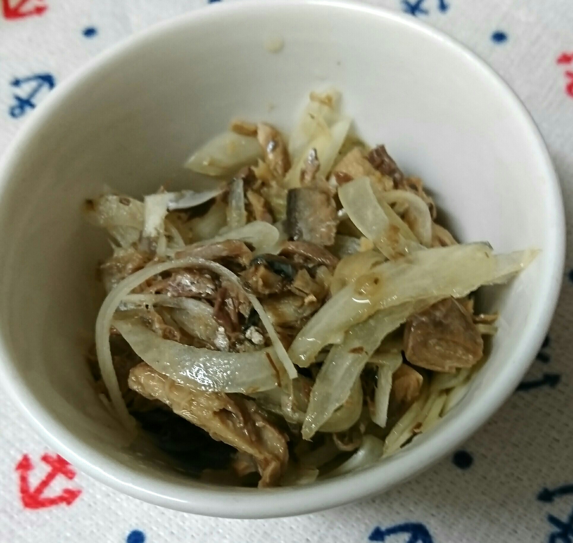 常備菜☆玉ねぎと鯖の黒酢あえ