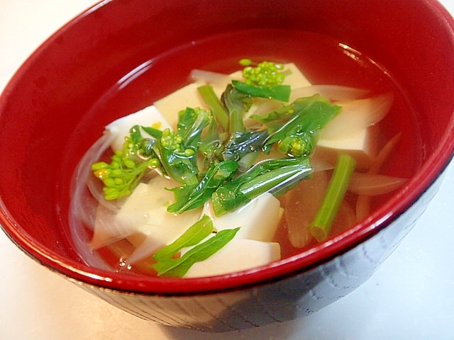 玉ねぎと豆腐と紅菜苔のおつゆ♬