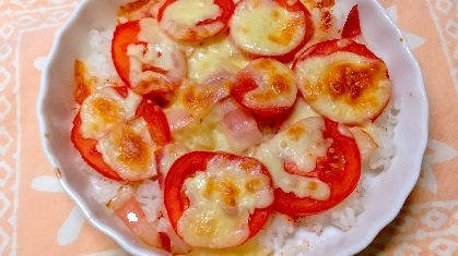 トマトとチーズの簡単ドリア