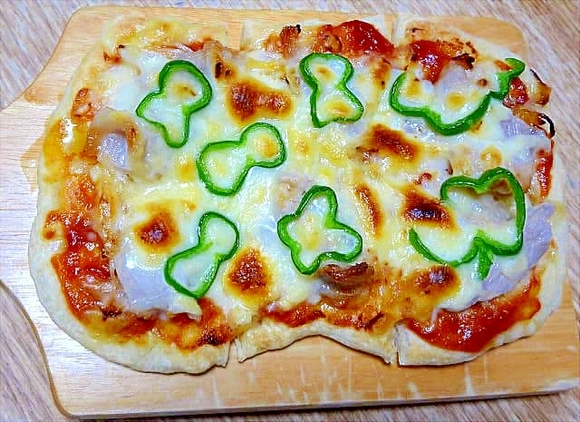 冷凍保存の材料で簡単ピザ