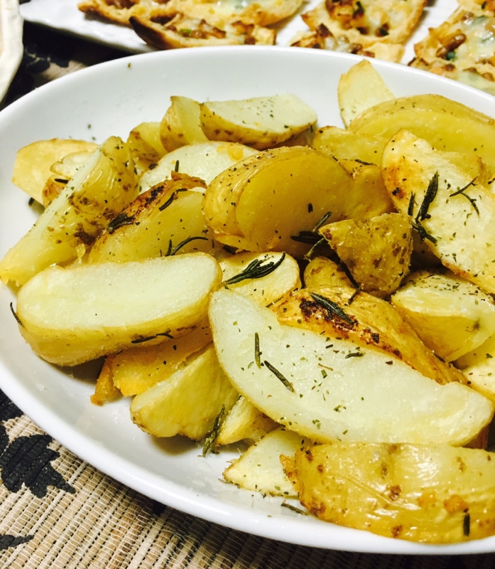 新じゃがで！ローズマリーポテトの揚げ焼き