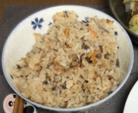 夫に「鯖缶で作ったんだよ」と伝えると大変驚いていました。とっても美味しかったです。お手軽なので助かります(*^^*)