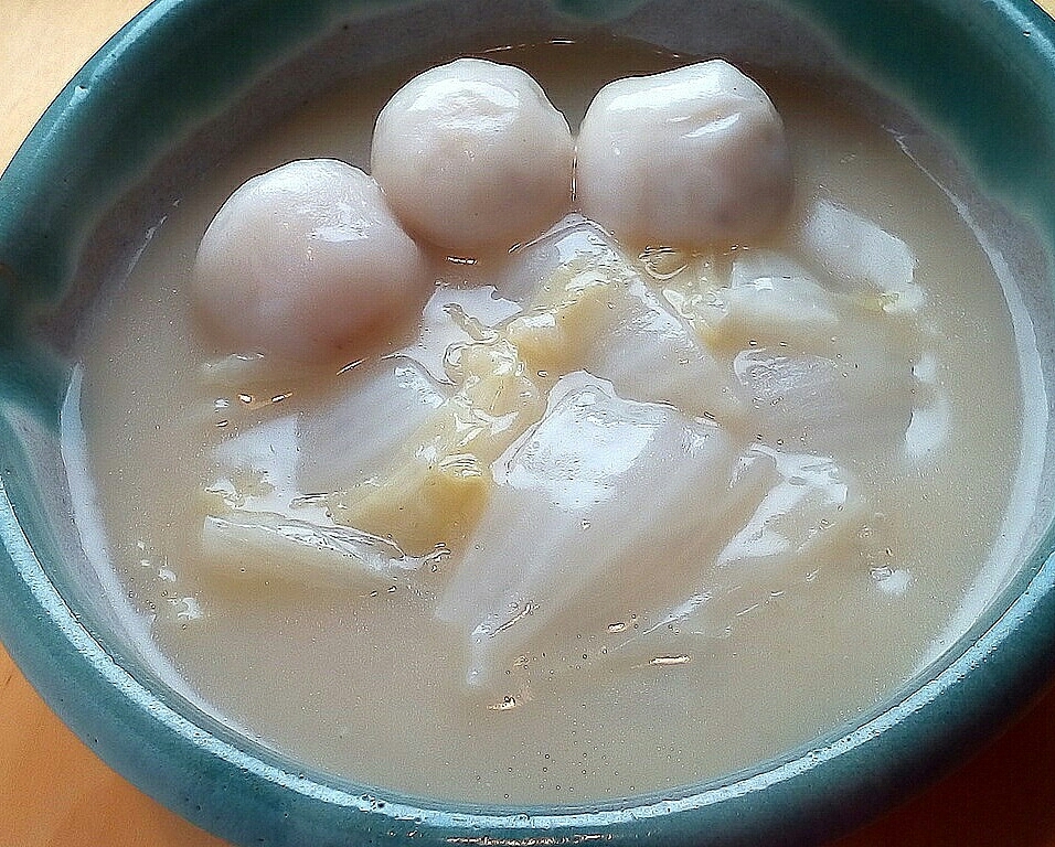 白菜と冷凍さといものクリーム煮