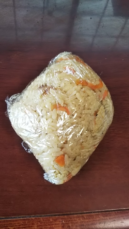 焼き鶏缶で炊き込みご飯