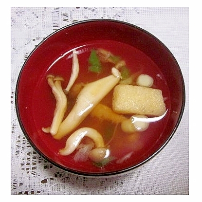 しめじ・ねぎ・油揚げの味噌汁（鰹だし）