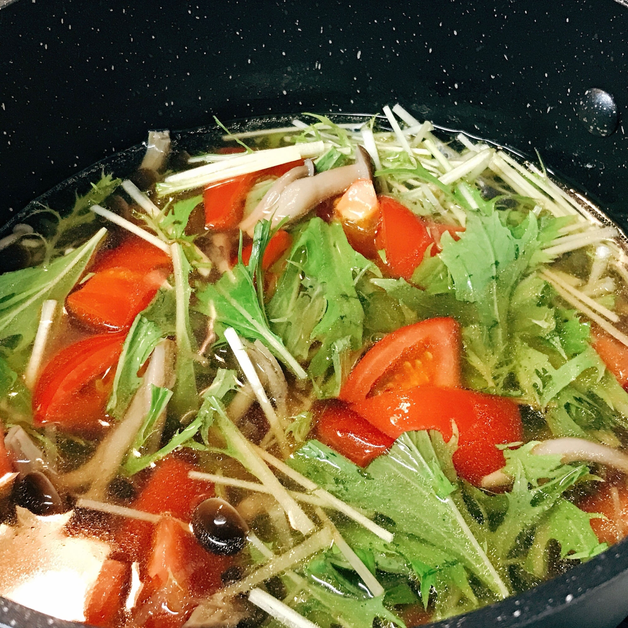 トマトと水菜の中華スープ