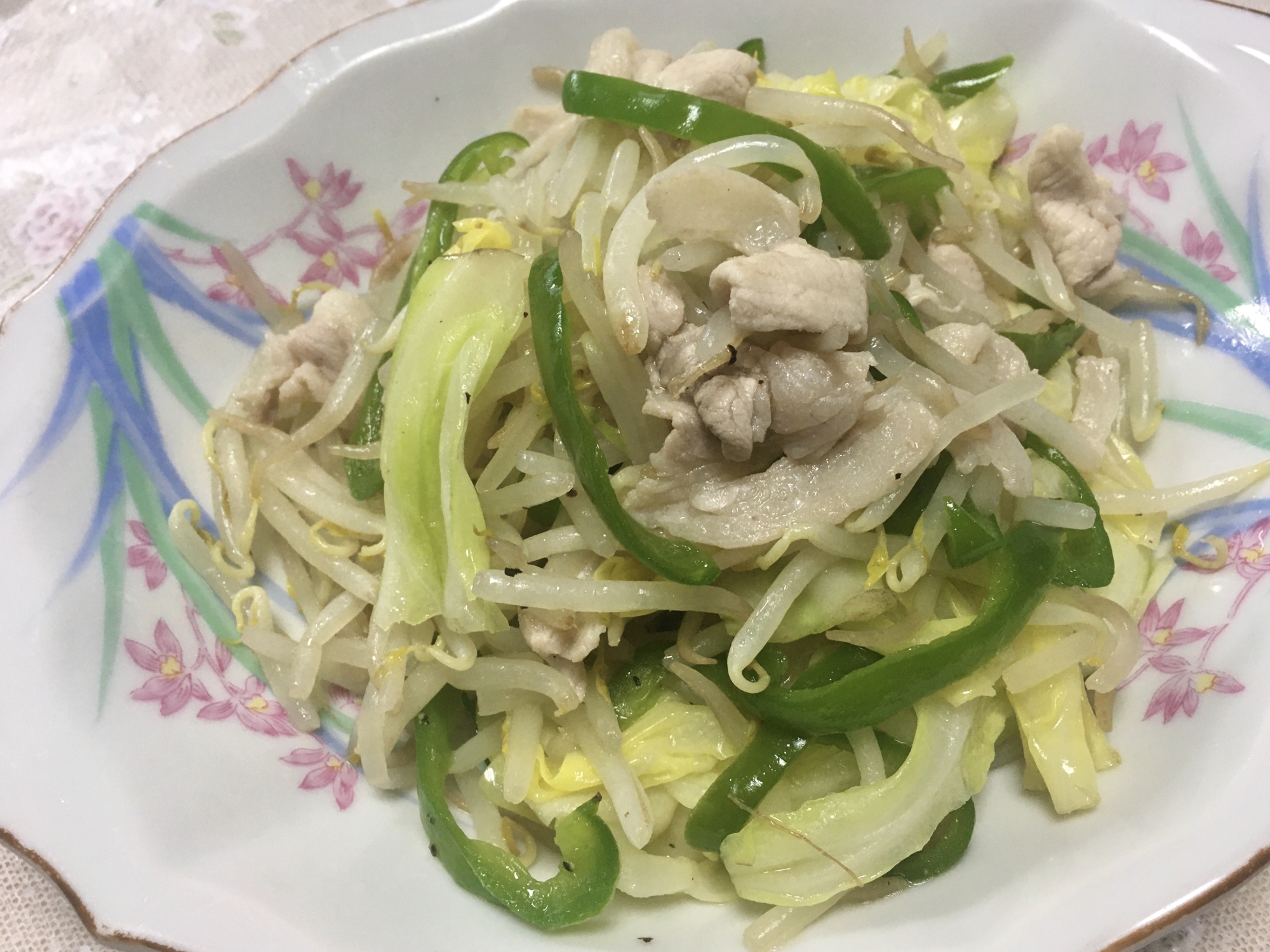 シンプルな肉野菜炒め