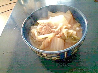 白菜と鮭缶の味噌煮