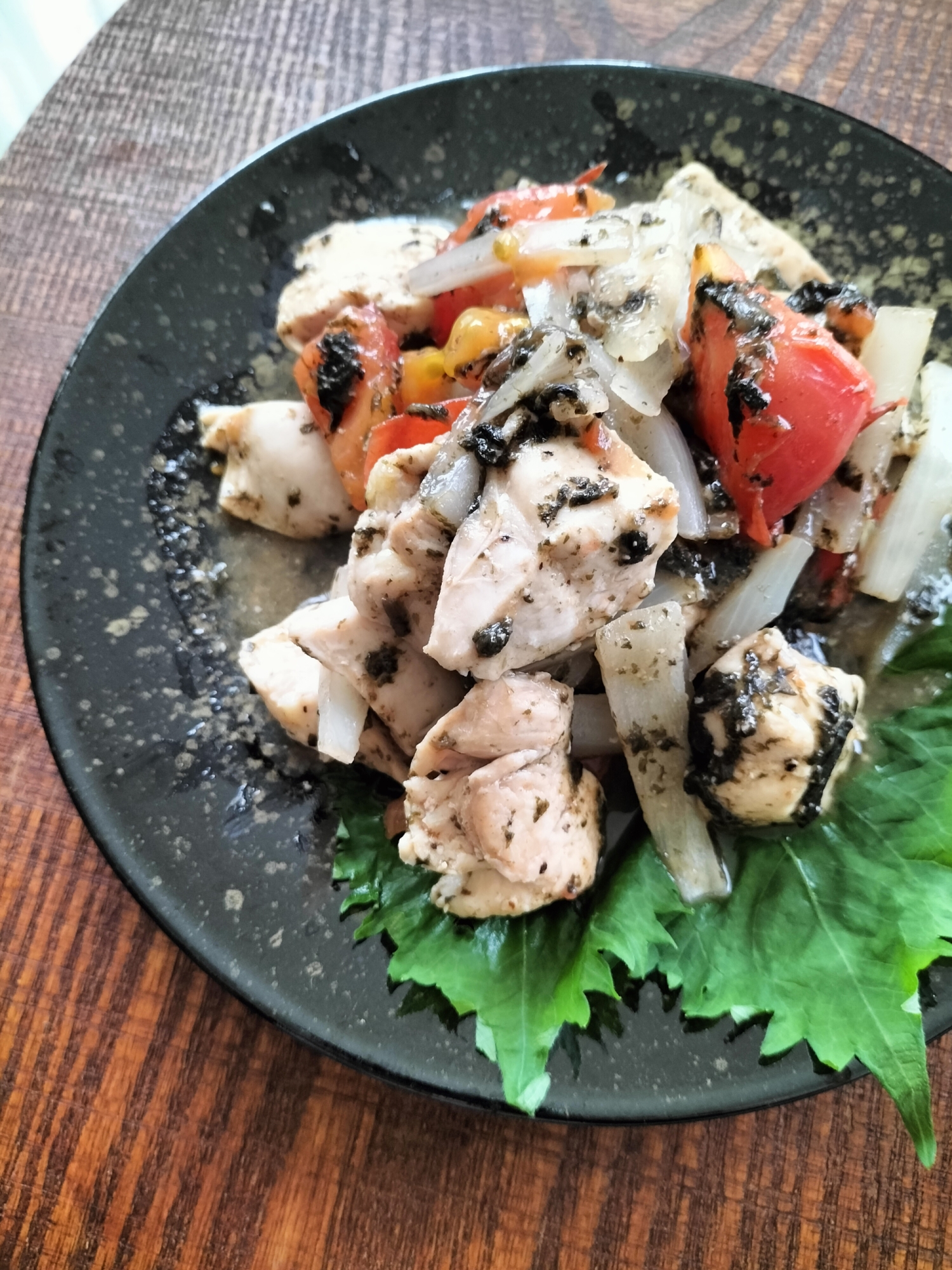 トマトチキンの赤しそ夏おかず♪