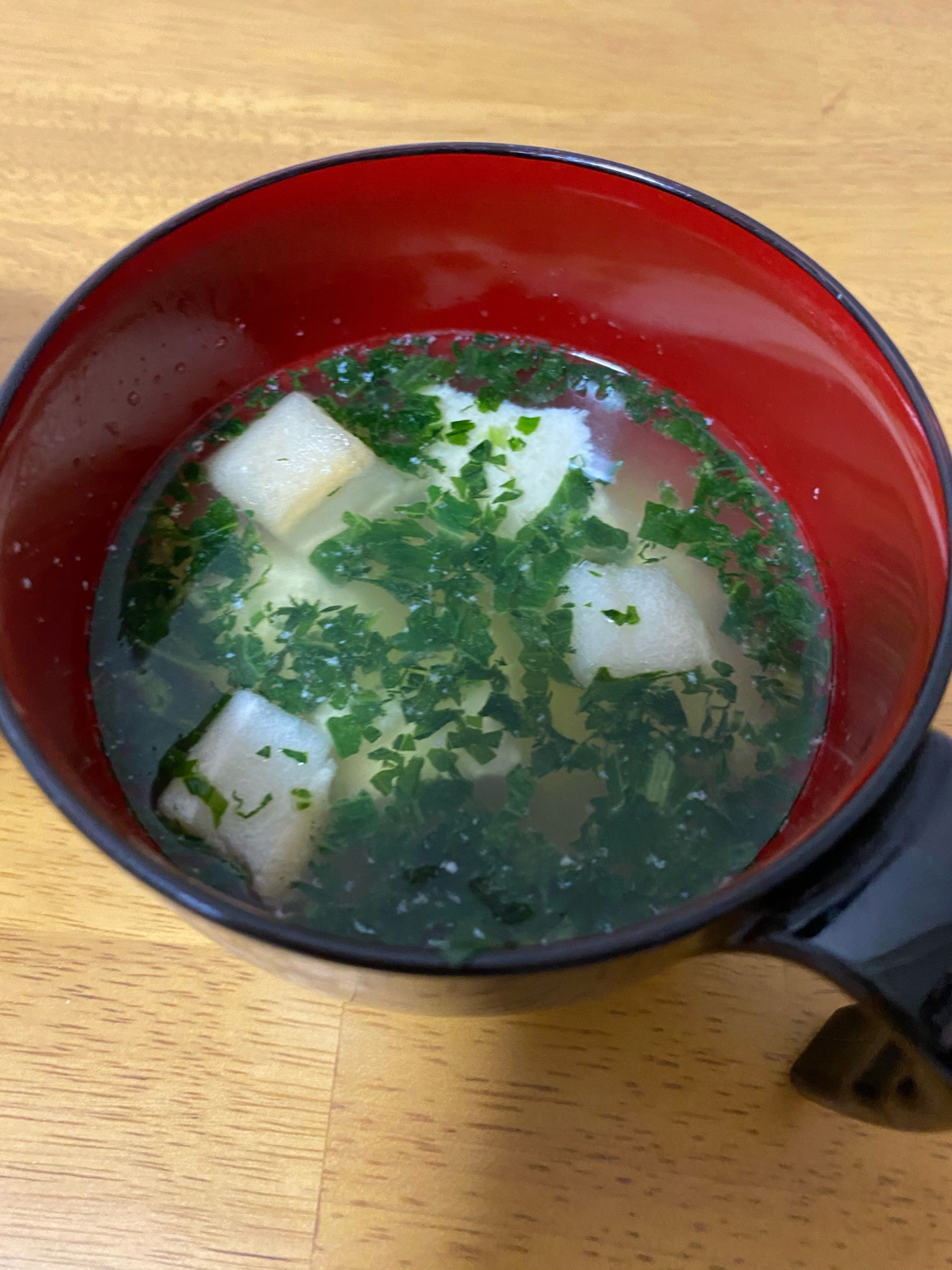 幼児食　麩と小松菜の味噌汁