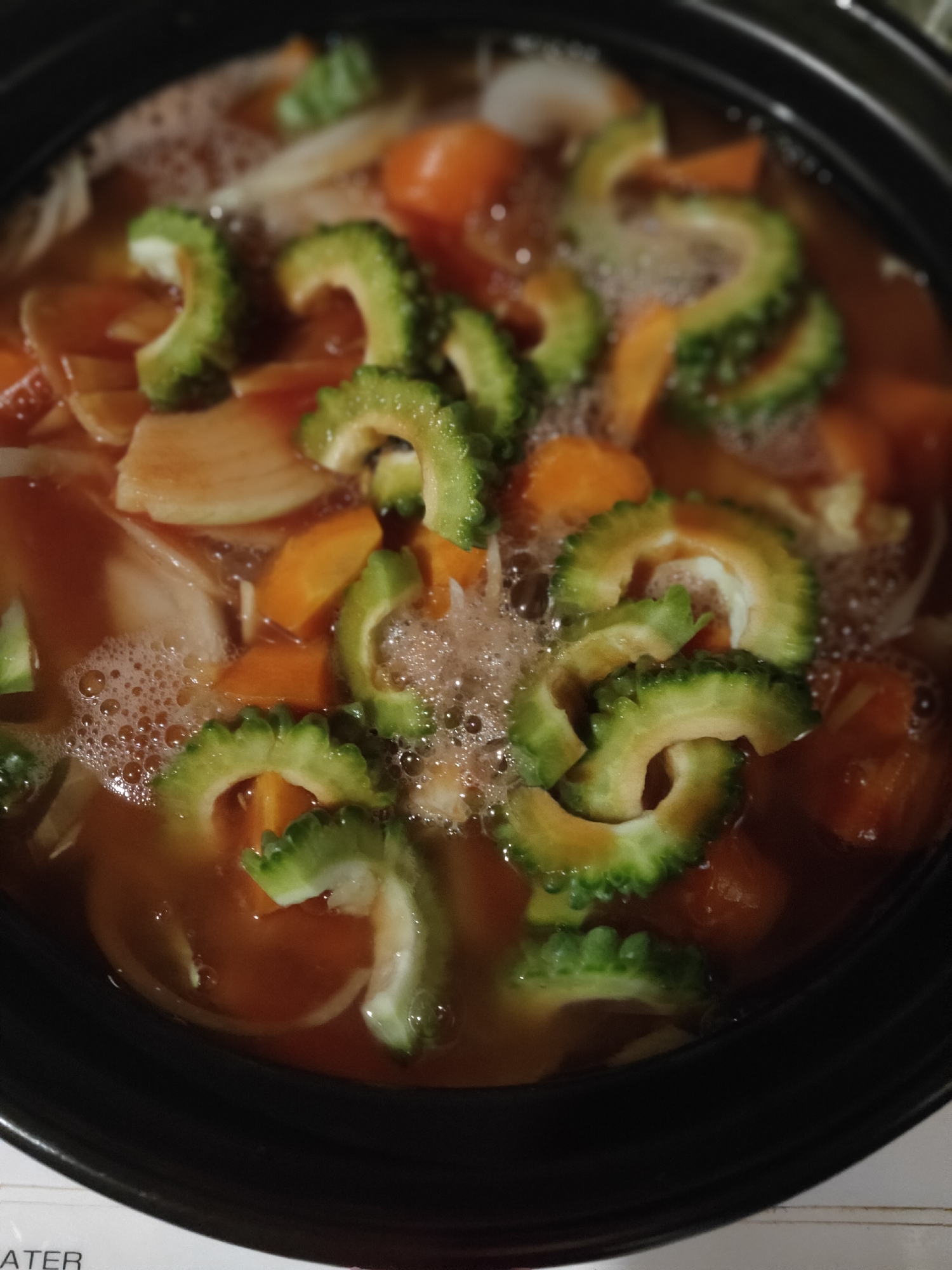 ゴーヤたっぷり野菜スープ