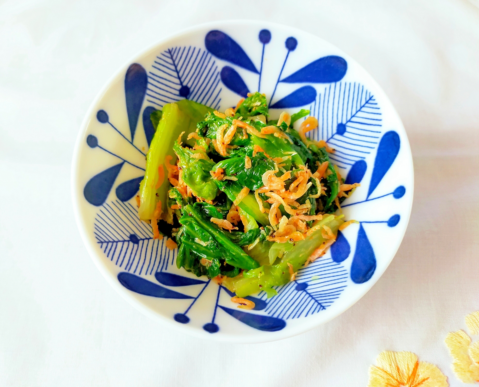 作り置き&レタス大量消費☆レタスと干しあみ炒め