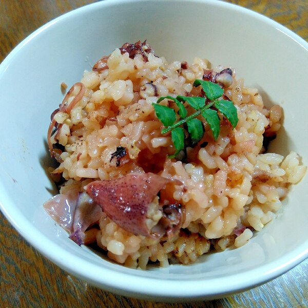おこげまで美味しい ホタルイカの炊き込みご飯 レシピ 作り方 By パウダー07 楽天レシピ おこげまで美味しい ホタルイカの炊き込みご飯 レシピ 作り方 By パウダー07 楽天レシピ