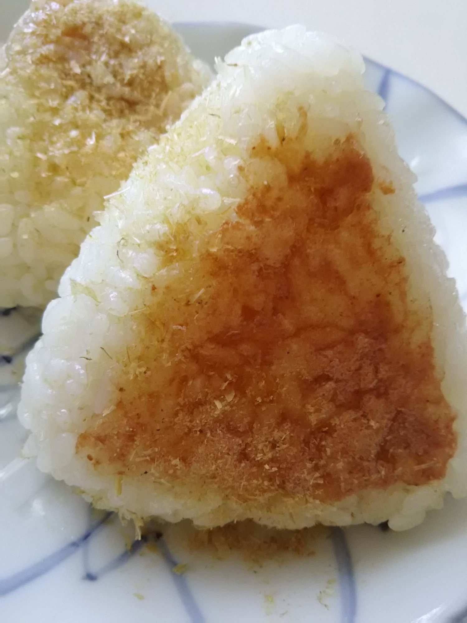 鰹節と梅の焼おにぎり(^^)