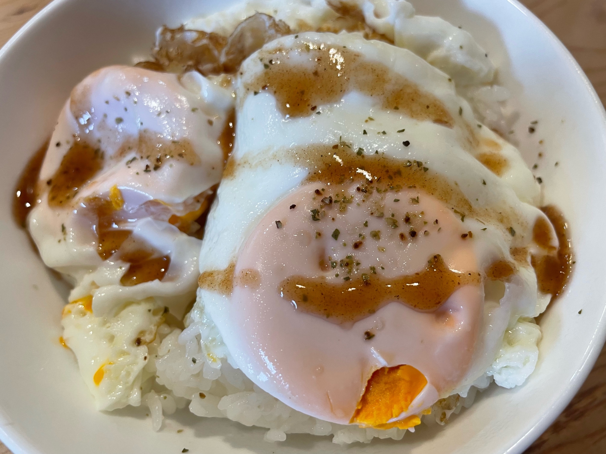 半熟目玉焼き丼