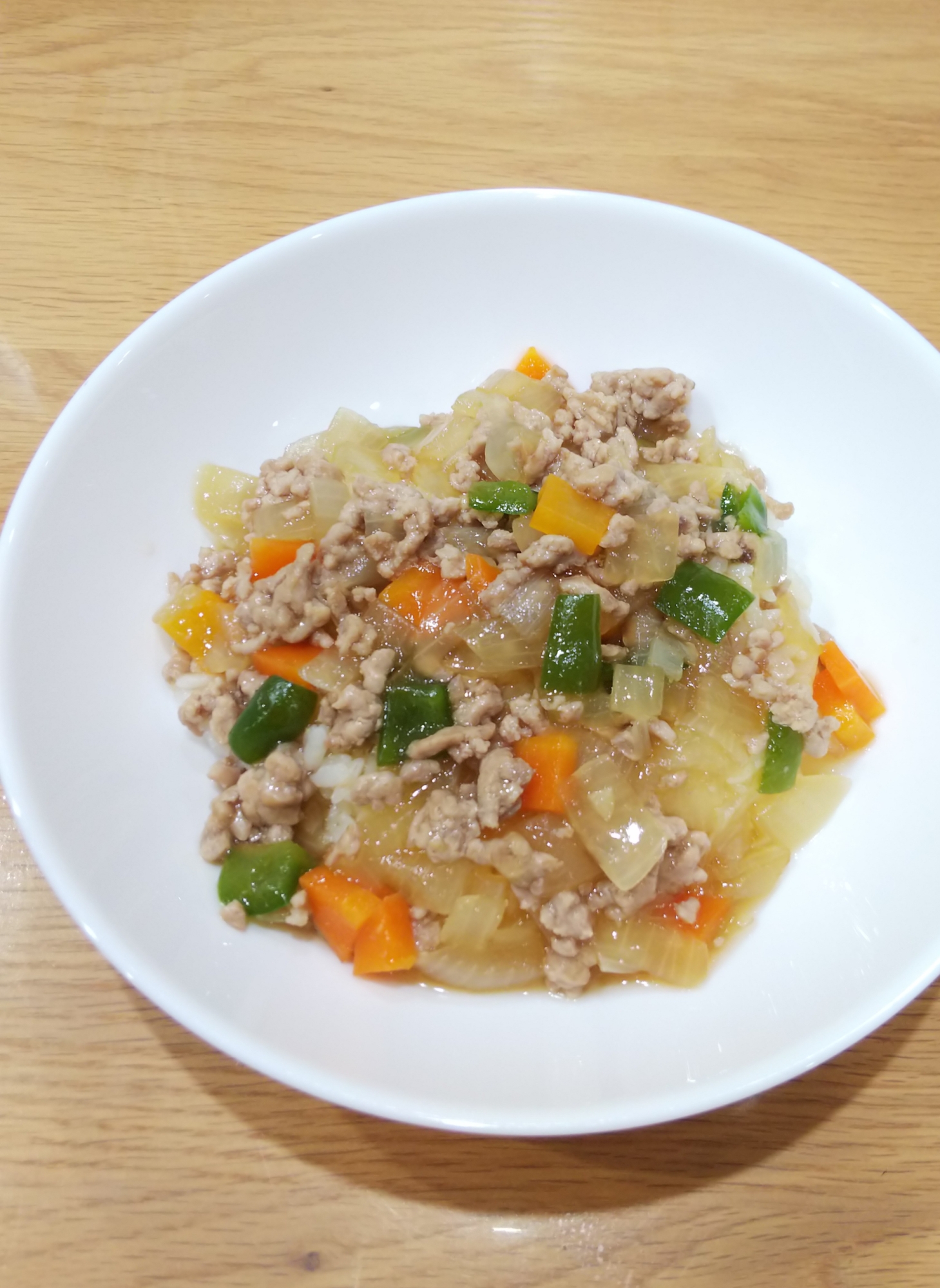 豚ひき肉と玉ねぎ人参ピーマンのあんかけ丼 レシピ 作り方 By Ichi5 楽天レシピ 豚ひき肉と玉ねぎ人参ピーマンのあんかけ丼 レシピ 作り方 By Ichi5 楽天レシピ