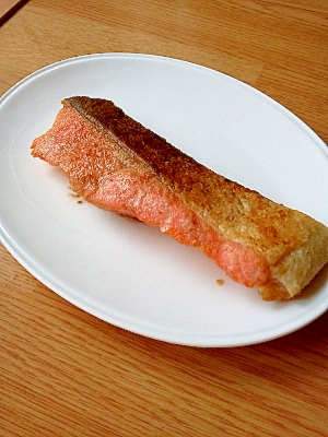 失敗しない 基本の鮭のムニエル レシピ 作り方 By Popnpoon 楽天レシピ 失敗しない 基本の鮭のムニエル レシピ 作り方 By Popnpoon 楽天レシピ