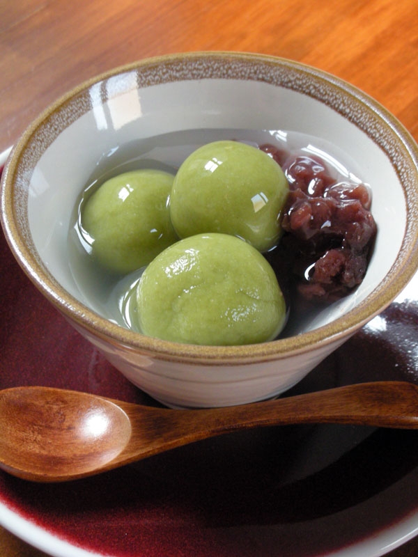 清涼感のある和風デザート 緑茶風味の白玉ぜんざい レシピ 作り方 By 松島タツオの楽しい家庭料理 札幌在住 楽天レシピ
