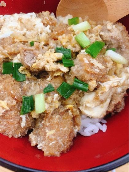 冷凍カツで簡単にカツ丼