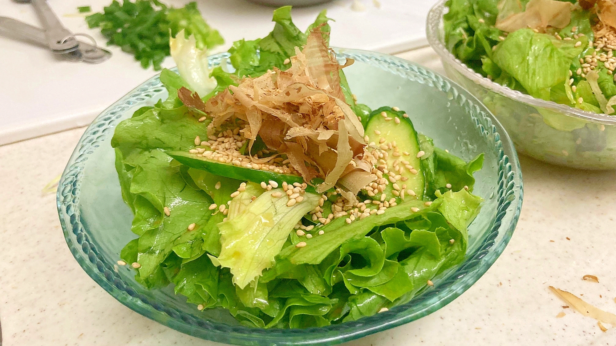 レタスときゅうりの和風ドレッシングサラダ