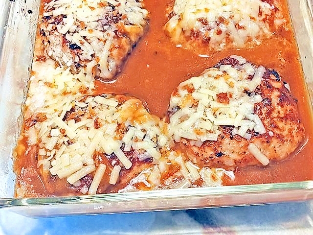 レトルトカレーで簡単!レンジで煮込みハンバーグ♪