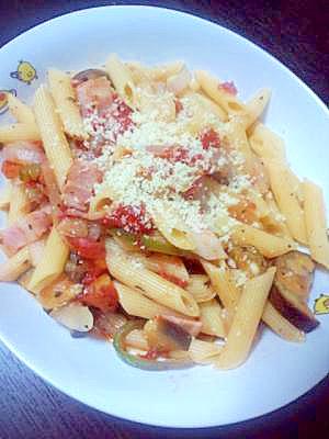 ～具だくさんトマトソースのパスタ～