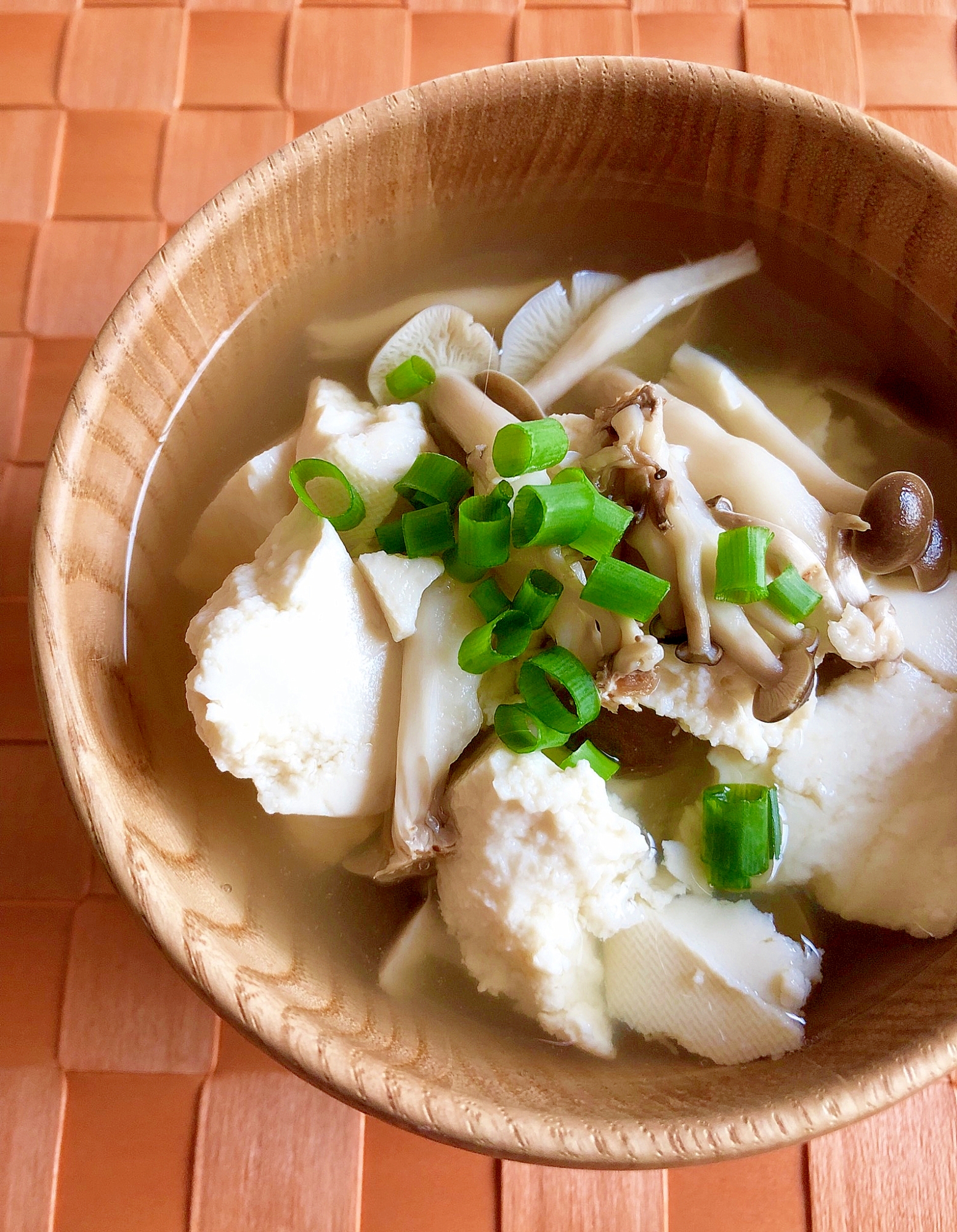 崩し豆腐ときのこのすまし汁○糖質オフ・ダイエット