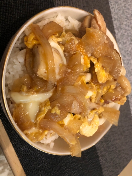 味付けはめんつゆだけ！簡単親子丼☆