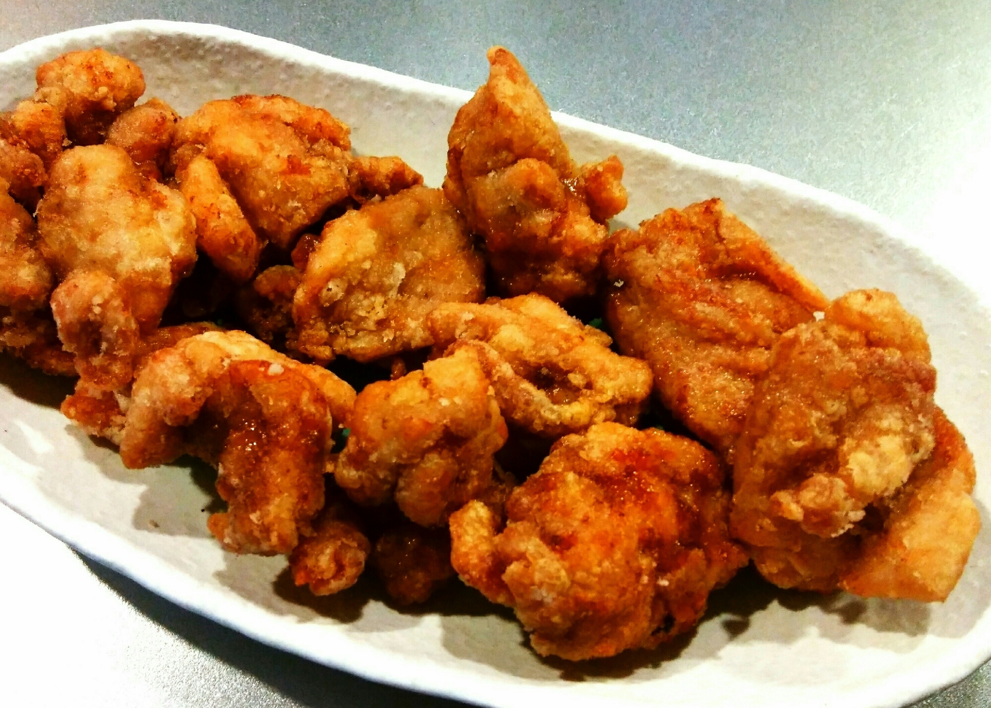 世界一うまい 嘘みたいにジューシーな二度揚げ唐揚げ レシピ 作り方 By Hirobuku 楽天レシピ