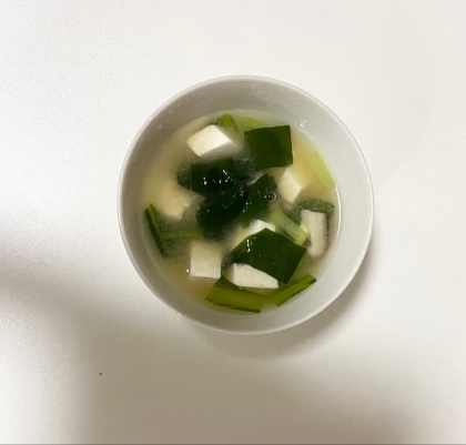 小松菜と大根味噌汁