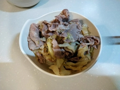 フライパンで簡単♡味噌豚ロースとキャベツ蒸し焼き♡