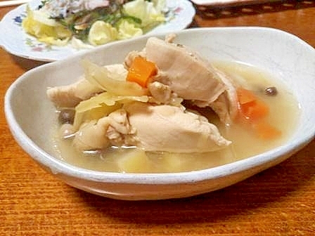 鶏むね肉と野菜の　コンソメ煮