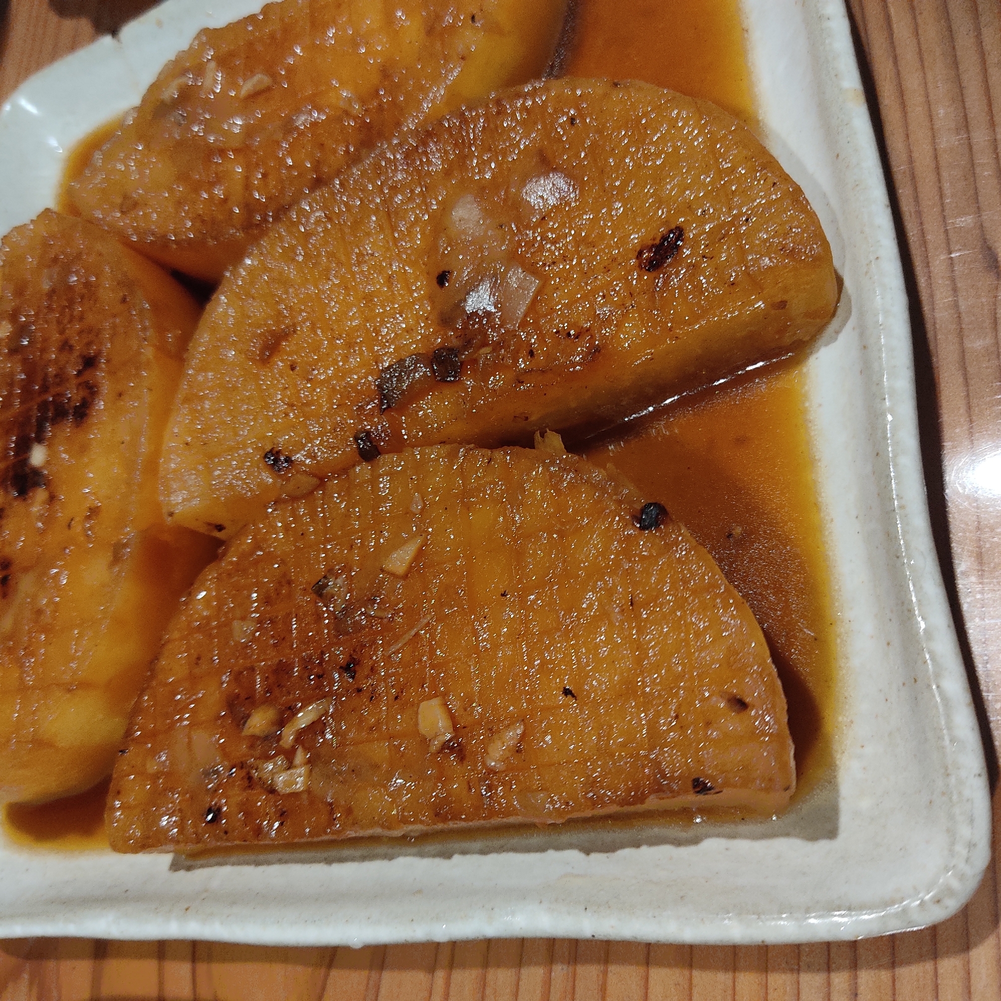 厚切り聖護院大根のステーキ