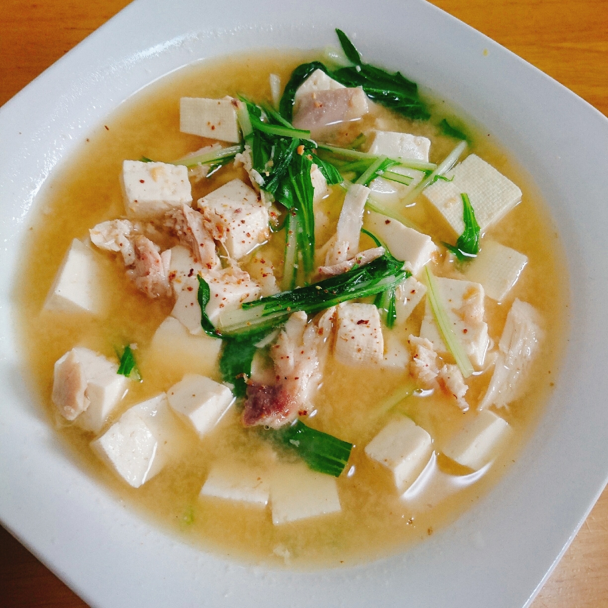 チキン 水菜 豆腐の味噌スープ 花椒がけ