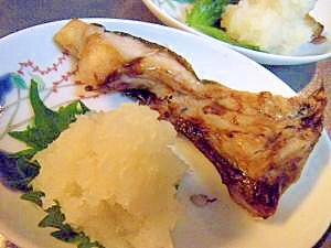 ふくらぎのカマ 塩焼き レシピ 作り方 By 寝虎太郎 楽天レシピ ふくらぎのカマ 塩焼き レシピ 作り方 By 寝虎太郎 楽天レシピ