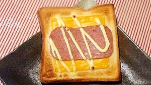 スパムチーズトースト レシピ 作り方 By とこと11 楽天レシピ