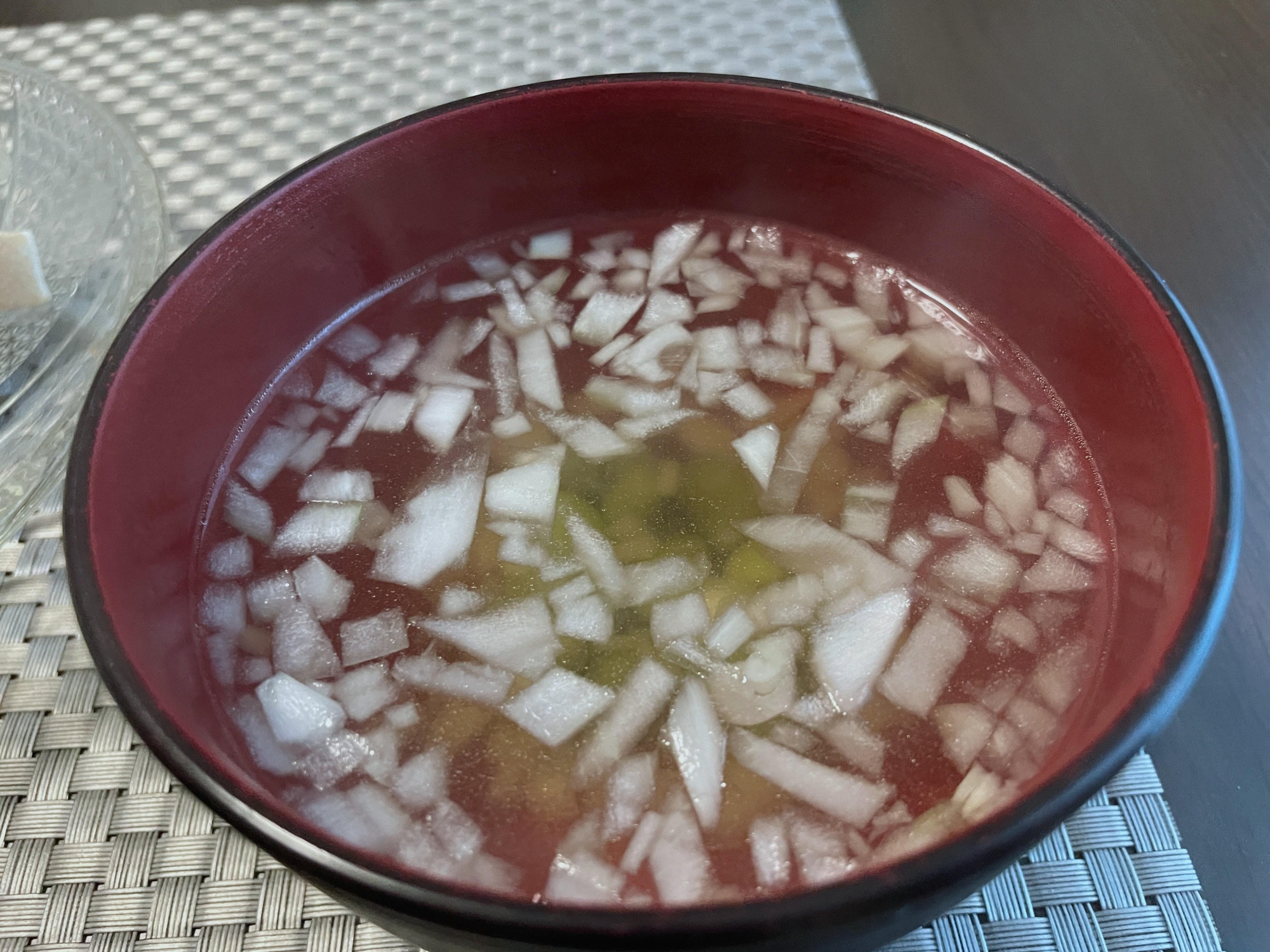 枝豆と玉ねぎのコンソメスープ